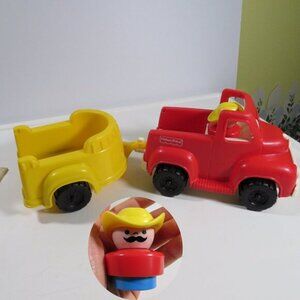 Fisher-Price Little People Pony Pickup Red Truck Yellow Trail NO TAILGATES 1994